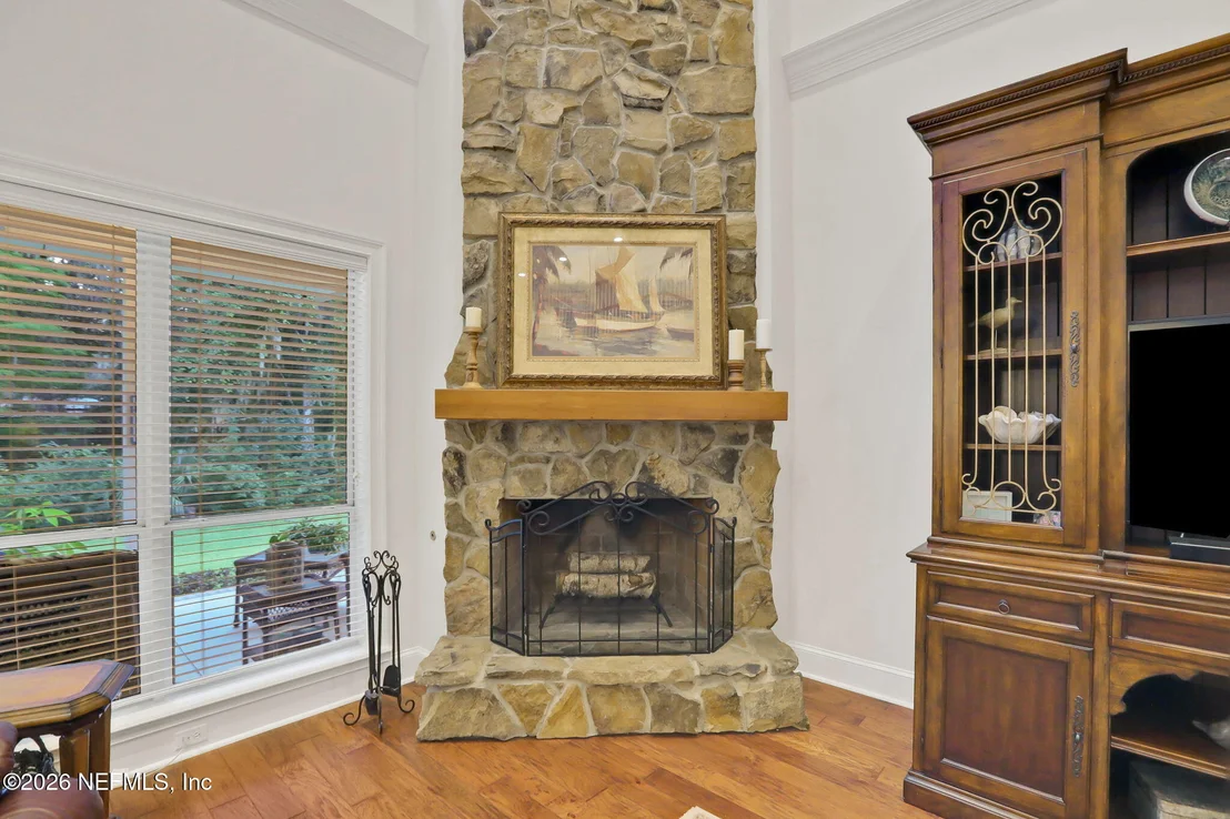 Photo of 696 FREDERIC Drive