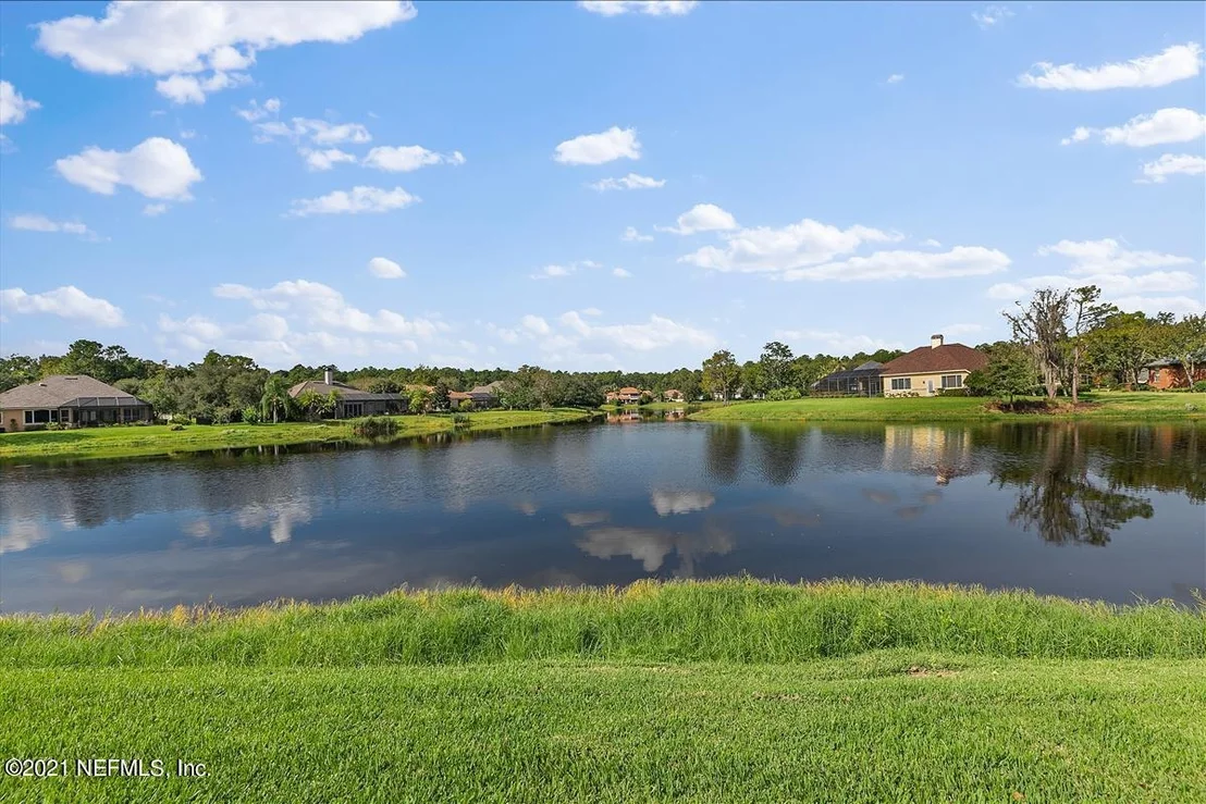 Photo of 292 Island Green Drive