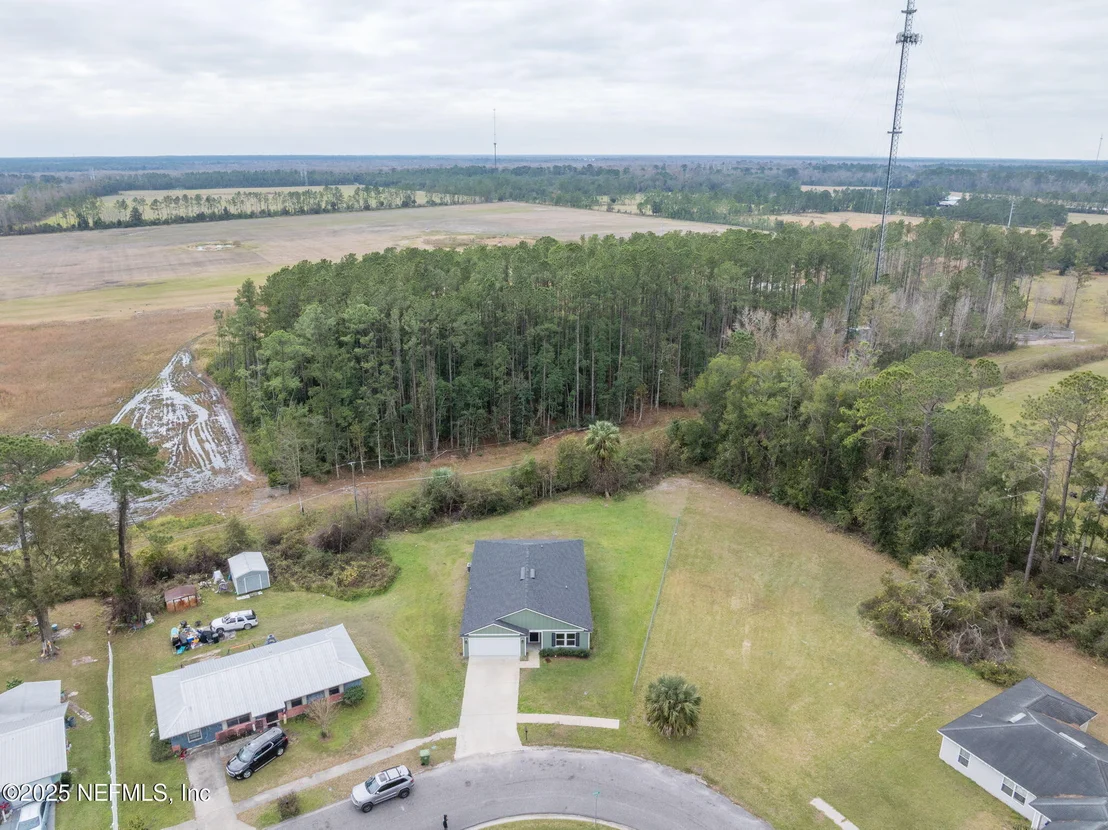 Photo of 613 OLEANDER Drive