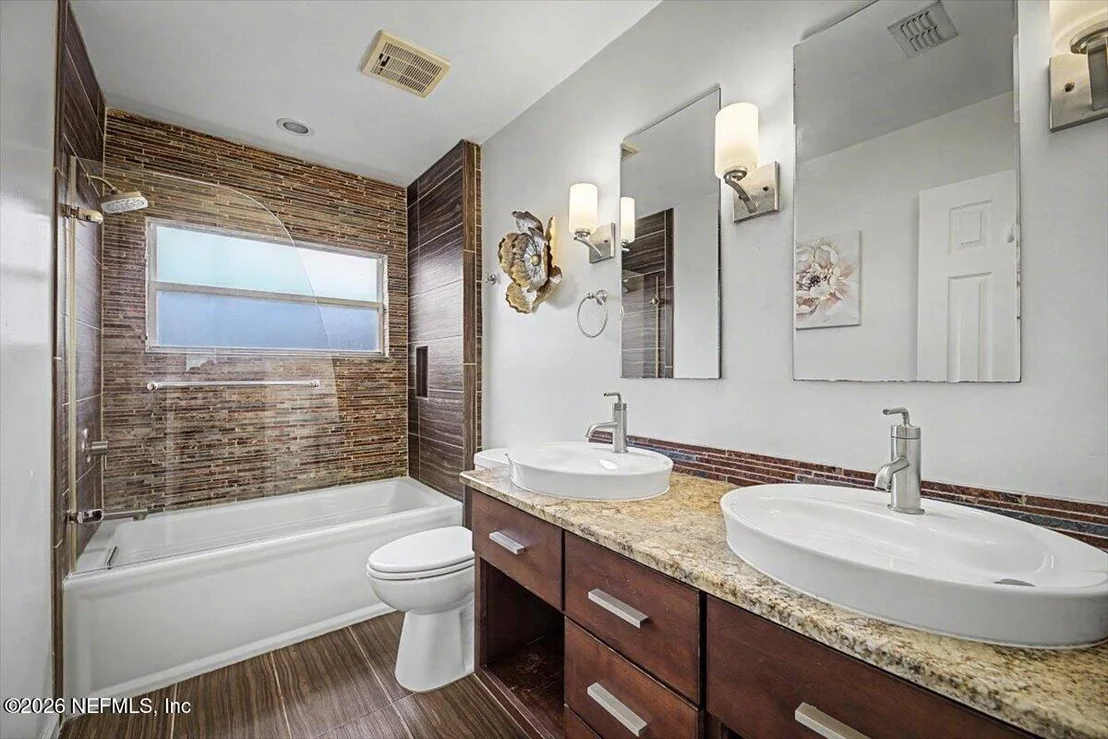 Photo of 112 PRINCE PHILLIP Drive
