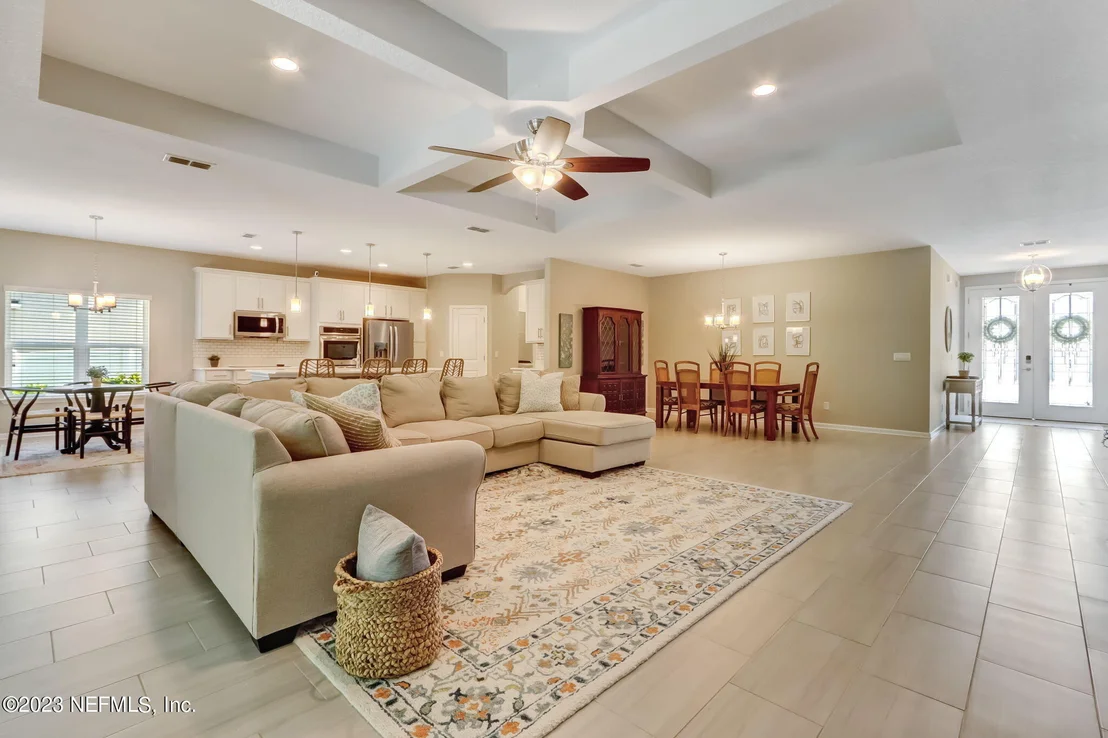 Photo of 85771 BLACK TERN Drive
