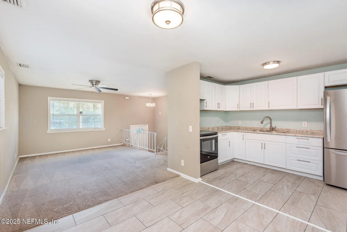 Photo of 5106 ROANOKE Boulevard