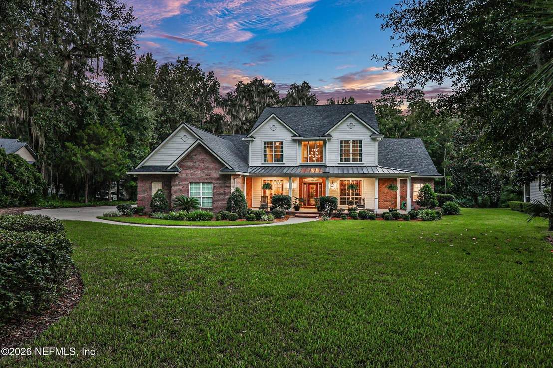 Photo of 696 FREDERIC Drive