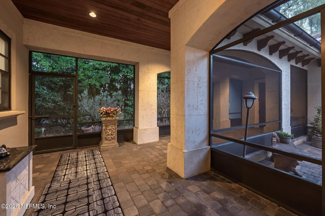 Photo of 24733 HARBOUR VIEW Drive