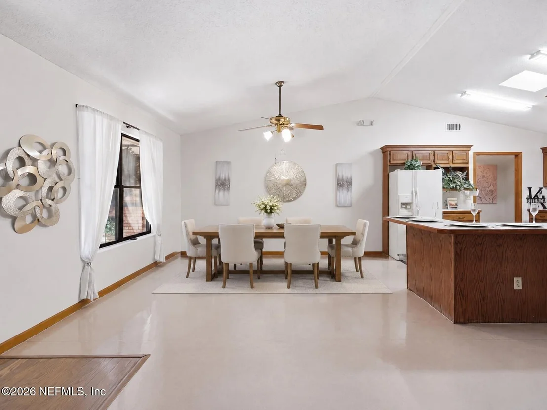 Photo of 681 MICKLER Road