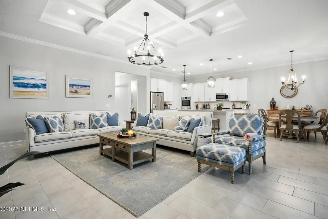 Photo of 141 TARTAN Court