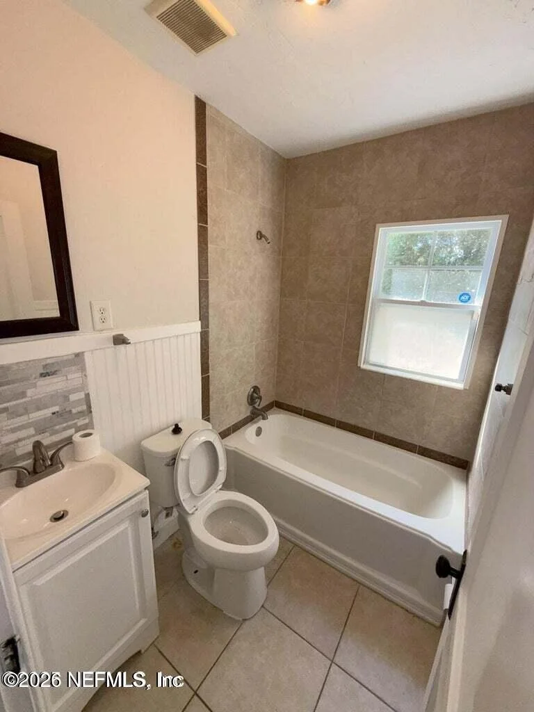 Photo of 4762 CAMBRIDGE Road