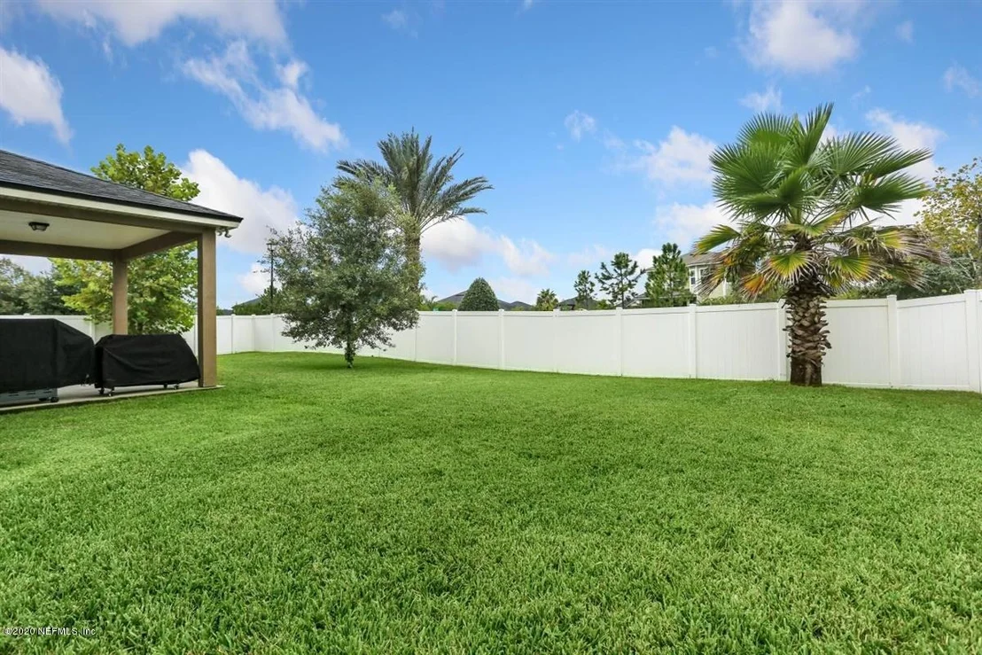 Photo of 301 N BELLAGIO Drive