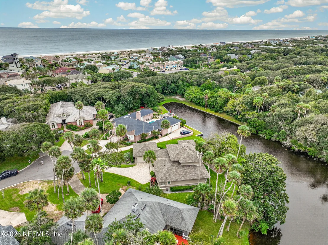 Photo of 2206 LAUGHING GULL Circle