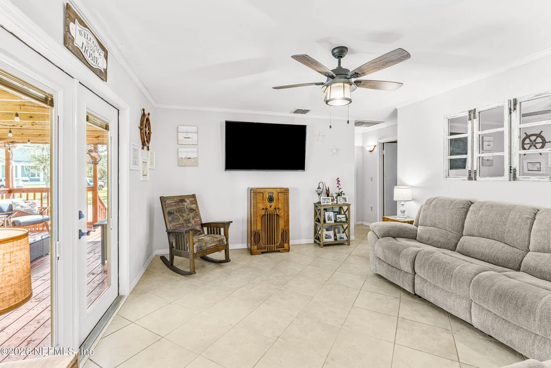 Photo of 524 HORSESHOE Road