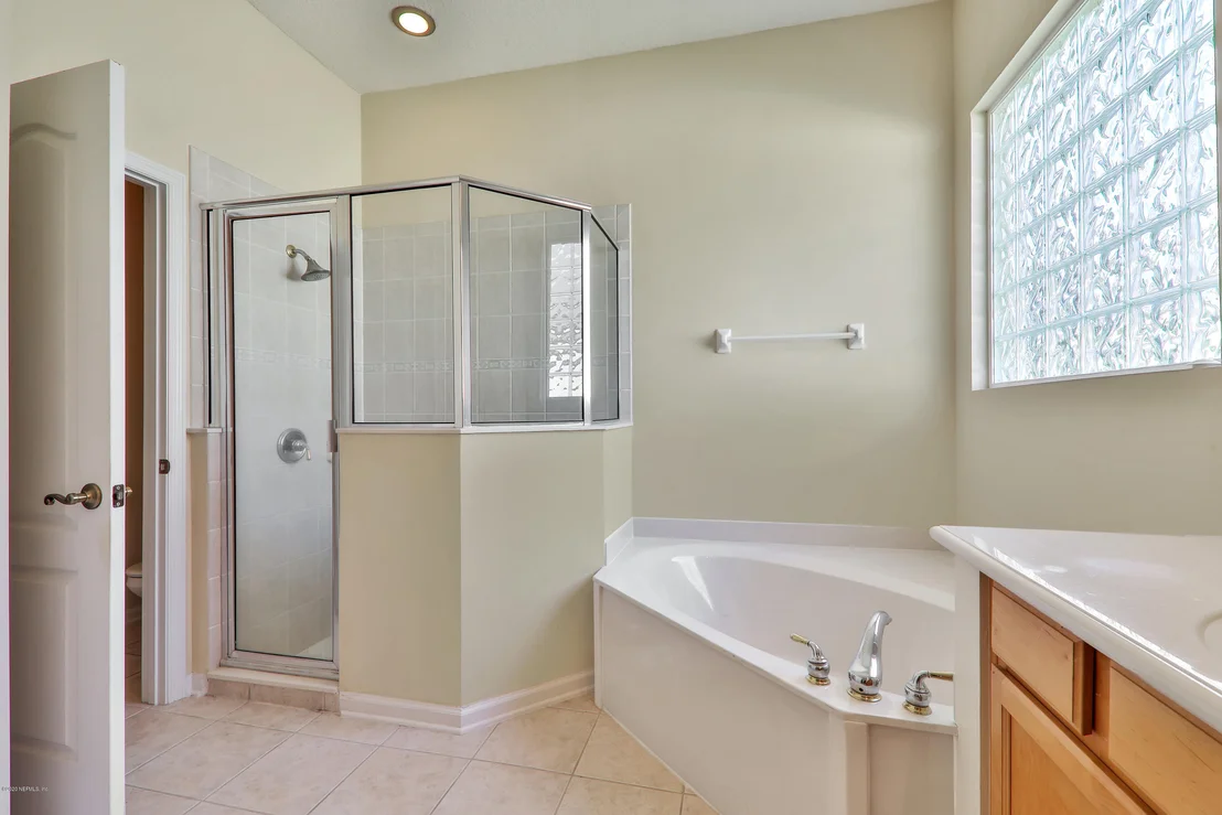 Photo of 804 RILEY Lane