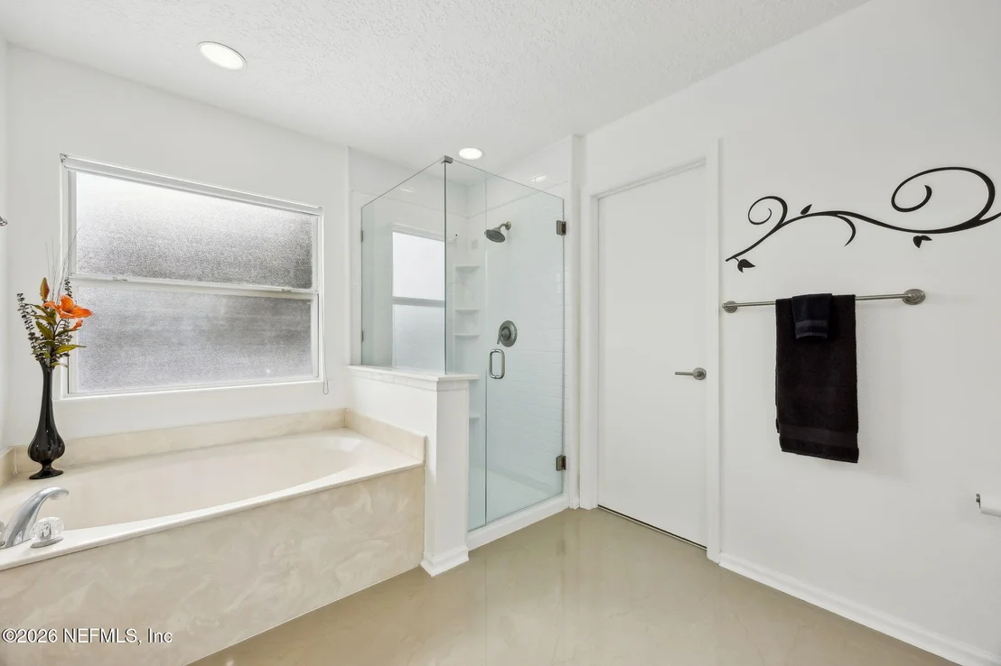 Photo of 76002 TIDEVIEW Lane