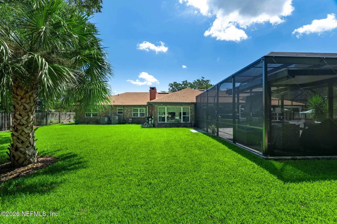 Photo of 8148 BLUE JAY Lane