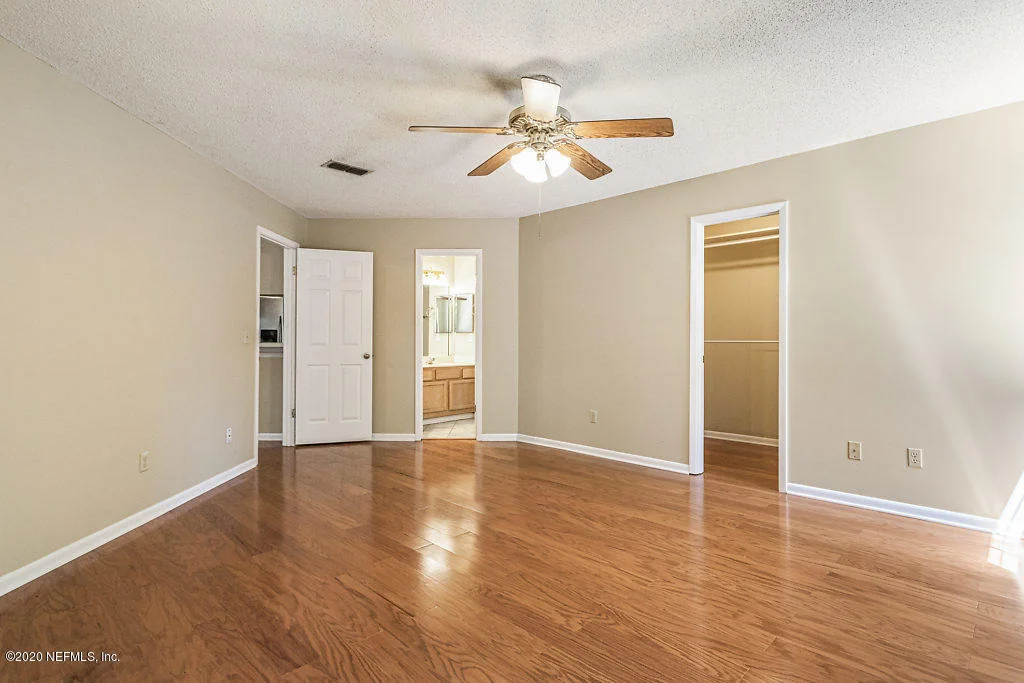 Photo of 4866 TRUMBULL Place