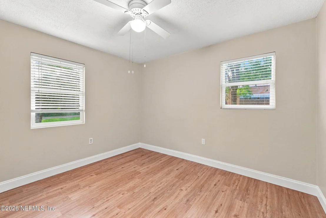 Photo of 11948 AARON Road