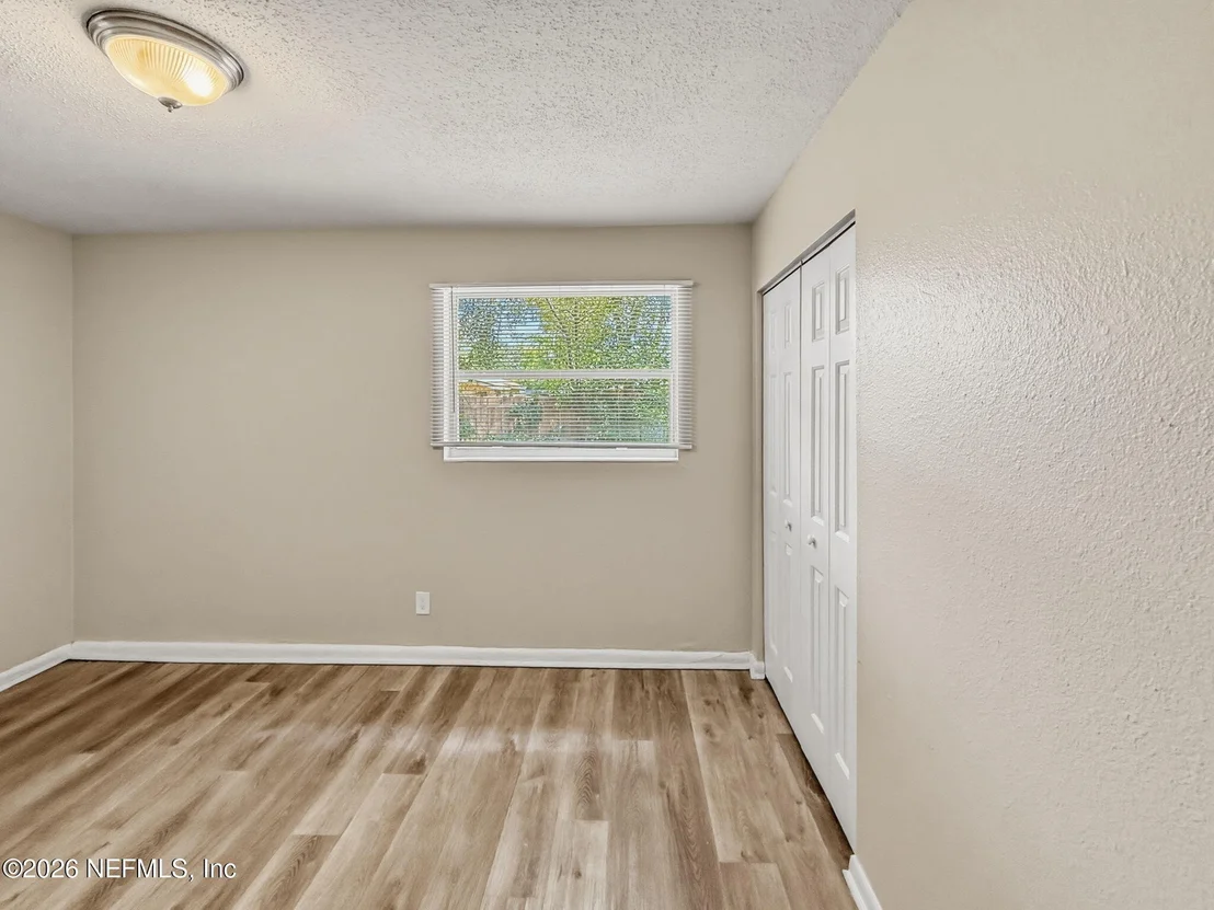 Photo of 5233 DALLEN LEA Drive