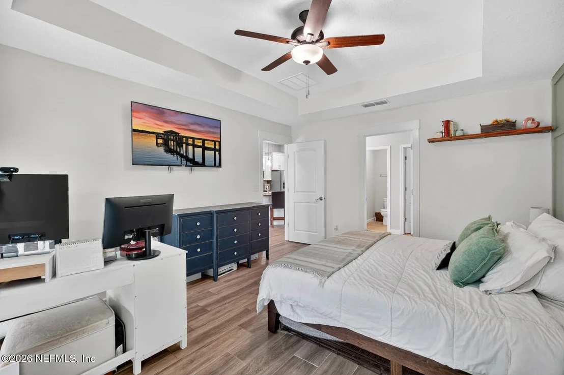 Photo of 430 SAMARA LAKES Parkway