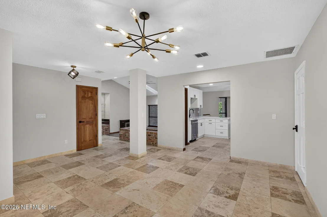 Photo of 3016 NAUTILUS Road