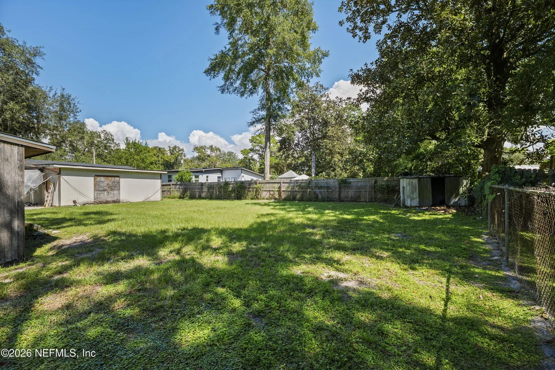 Photo of 4904 HOMECREST Circle