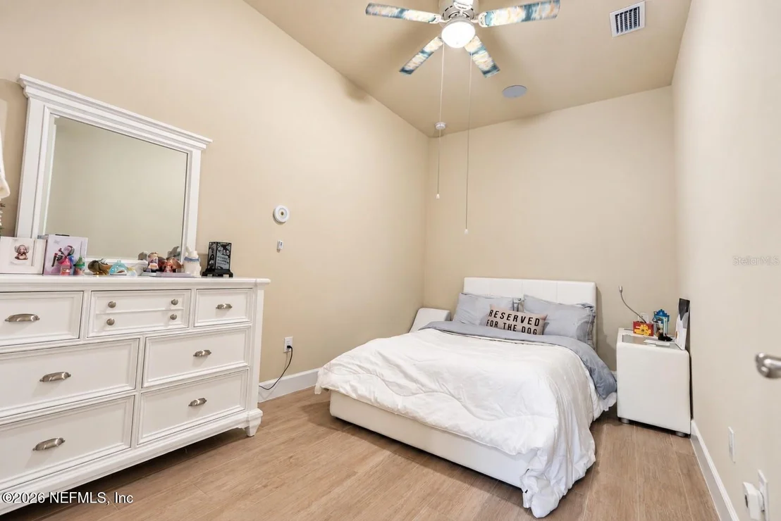 Photo of 21 EDISON Lane