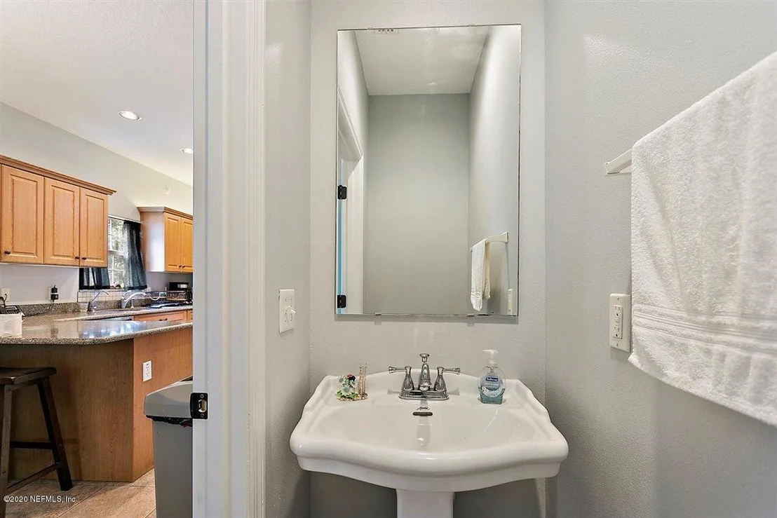 Photo of 8205 OAK BLUFF Road