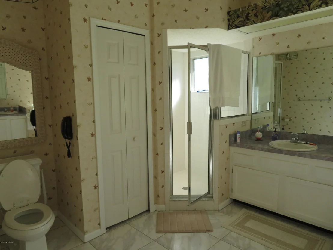 Photo of 1171 LINWOOD Loop