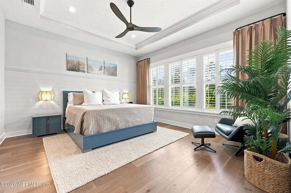 Photo of 220 PINE HAVEN Drive