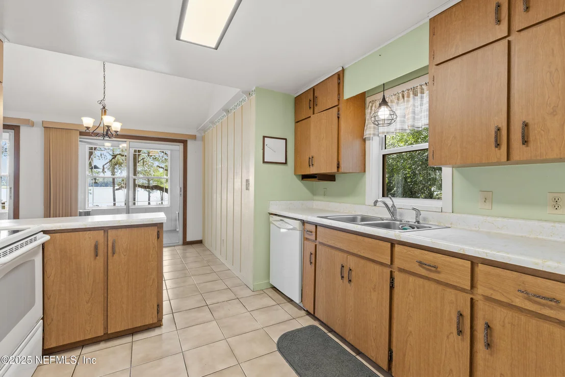 Photo of 6441 BAKER Road