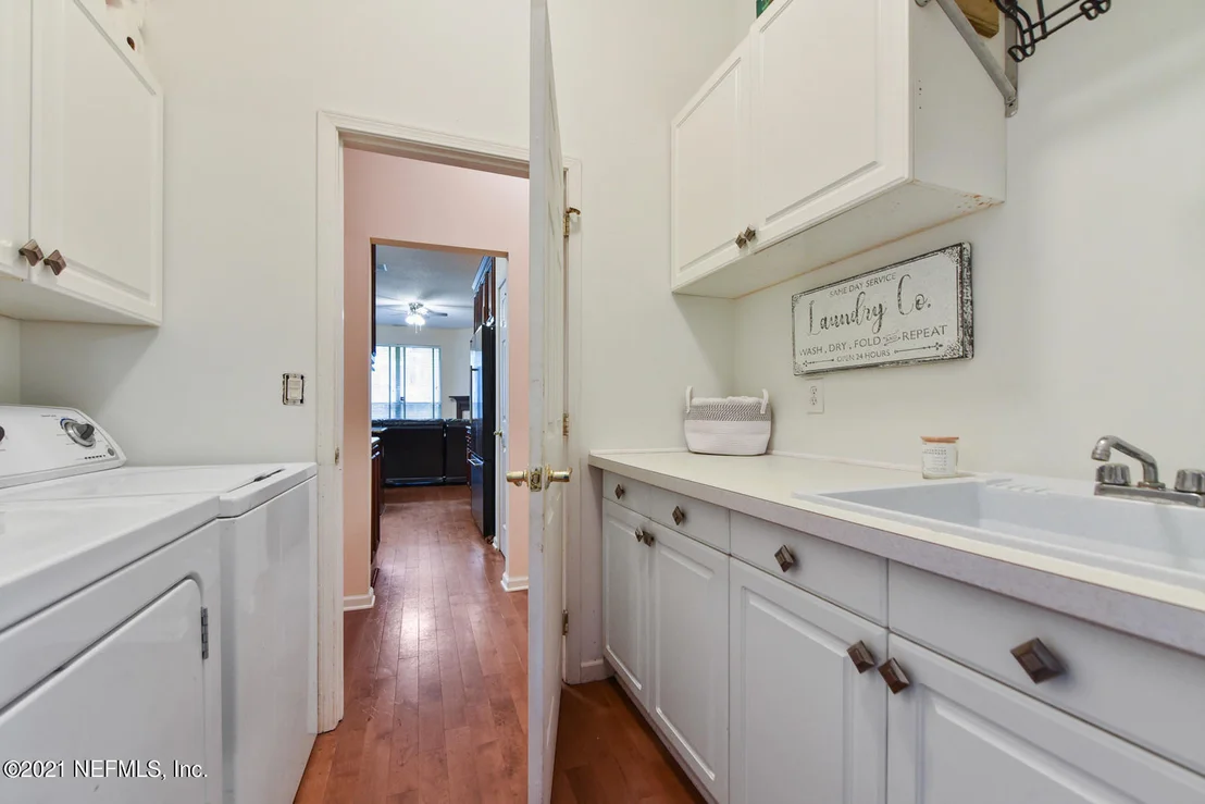 Photo of 11636 MANDARIN FOREST Drive