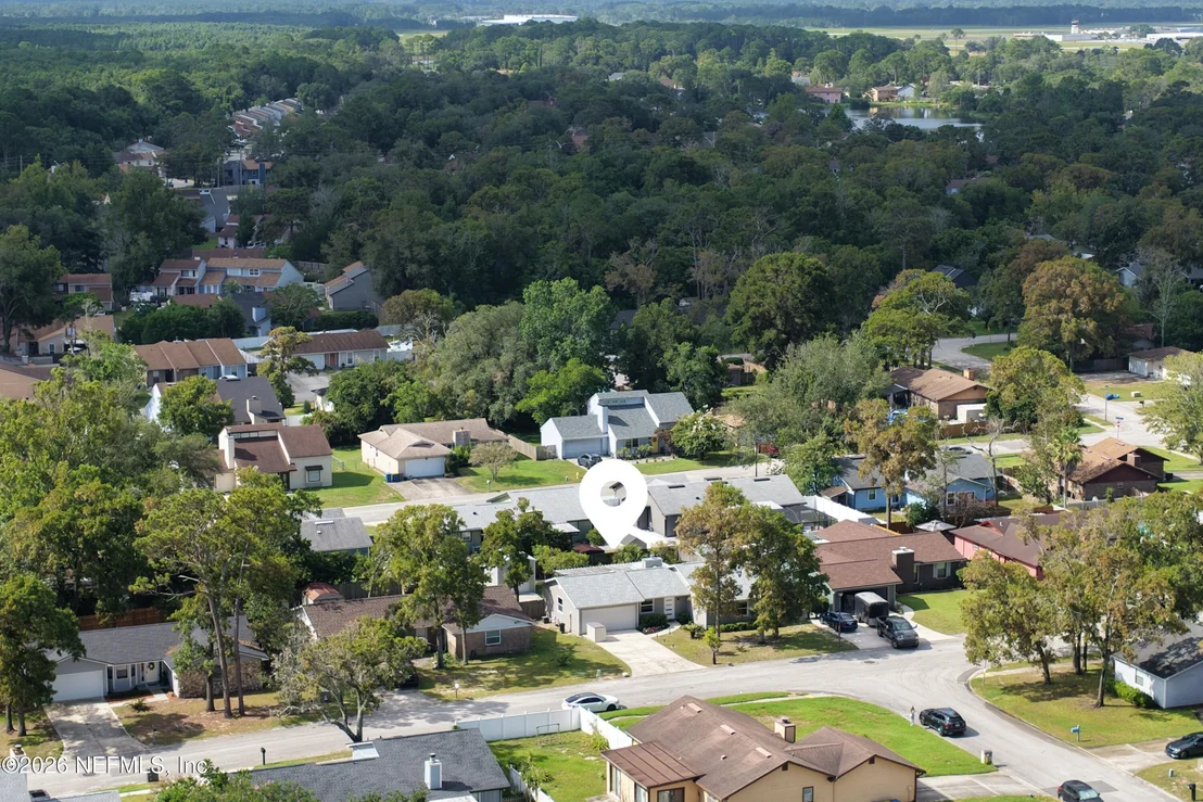 Photo of 11530 BROAD LEAF Drive