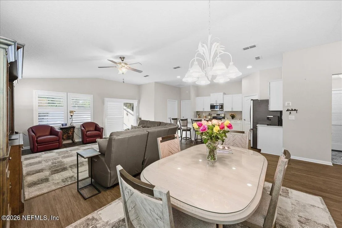 Photo of 494 VONRON Drive