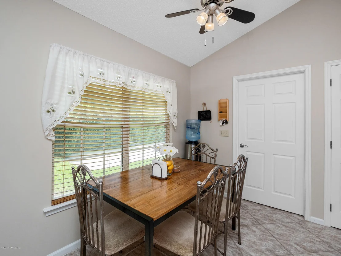 Photo of 3927 DANFORTH Drive W