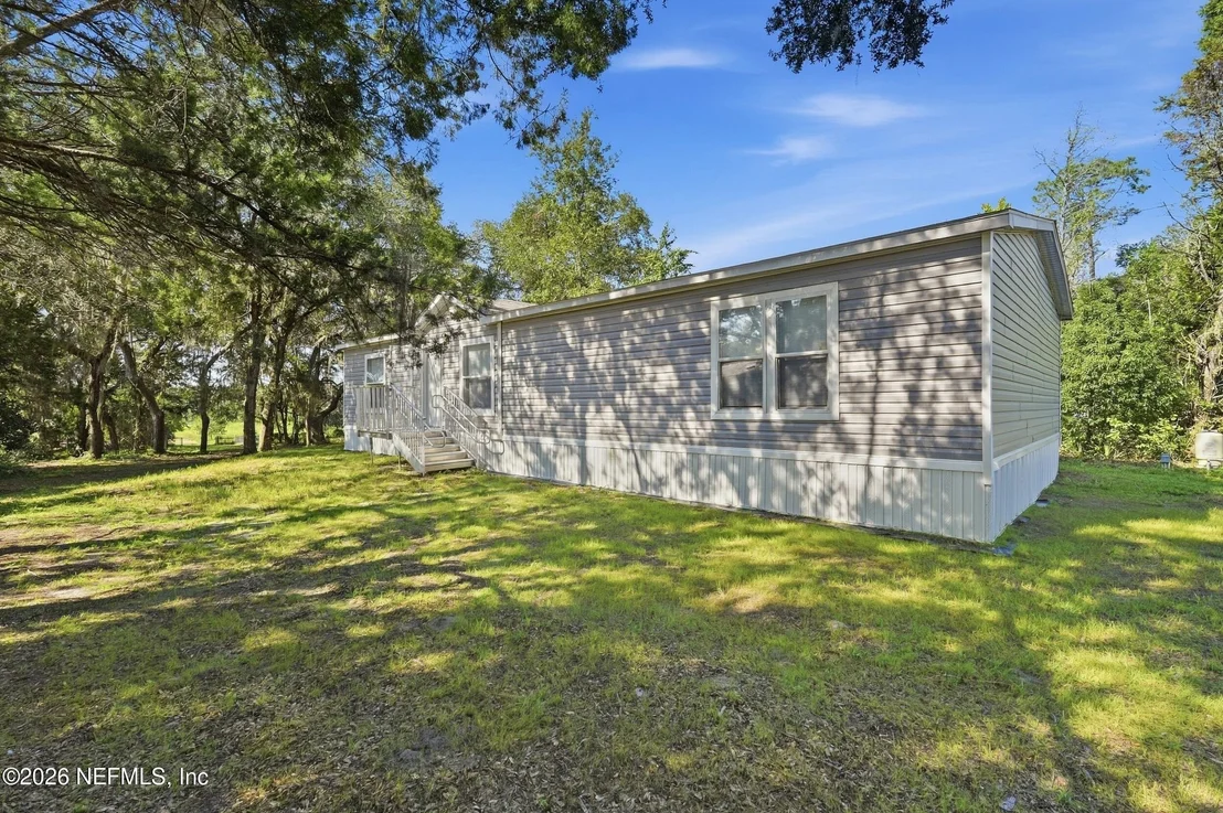 Photo of 187 LAKEVIEW Drive