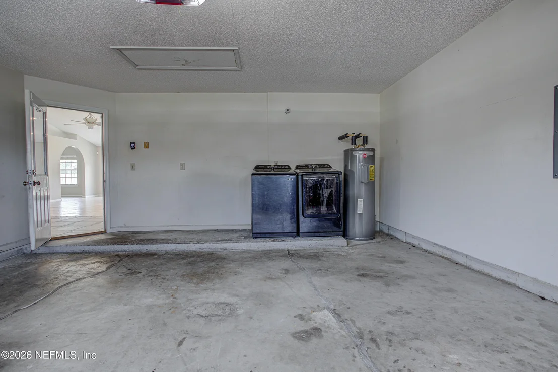 Photo of 7975 MACINNES Drive