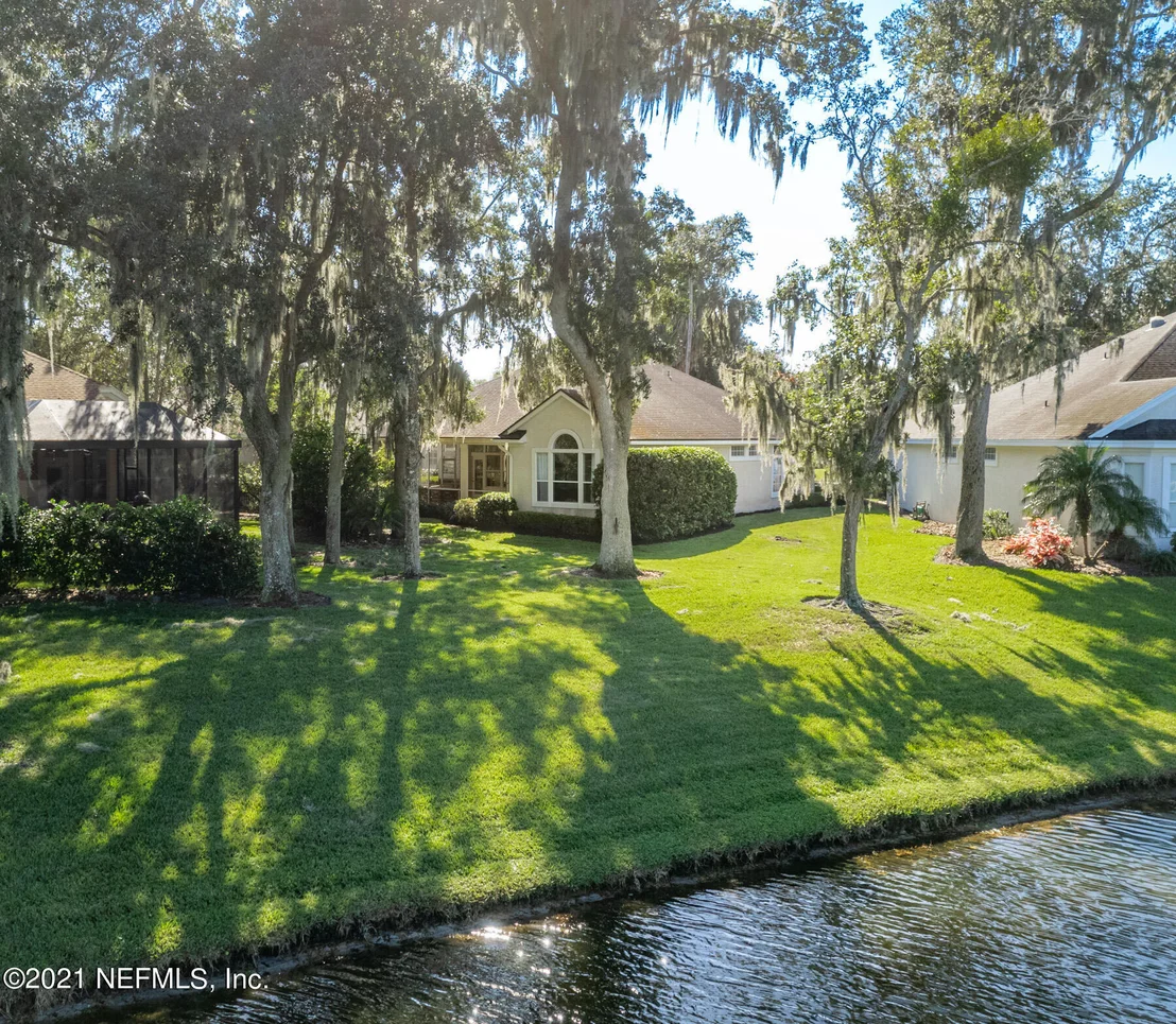 Photo of 104 PUTTER'S Way