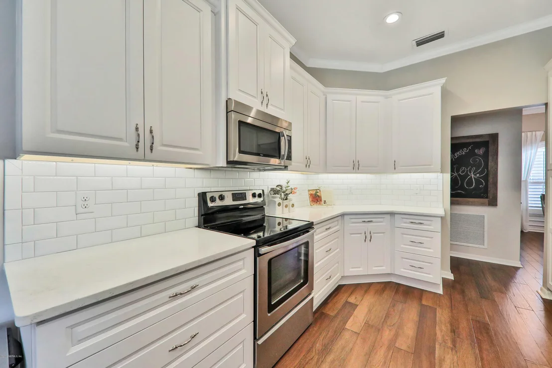 Photo of 12126 CORNER OAKS Drive