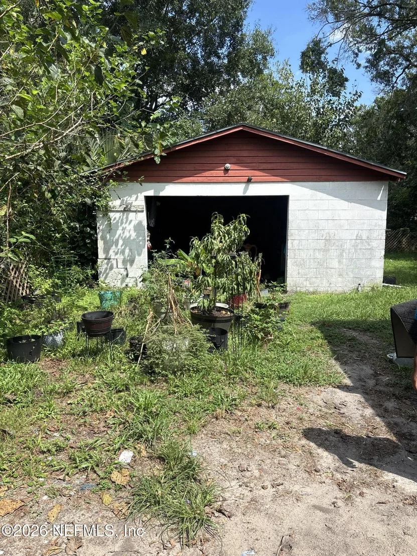 Photo of 5327 BUICK Avenue