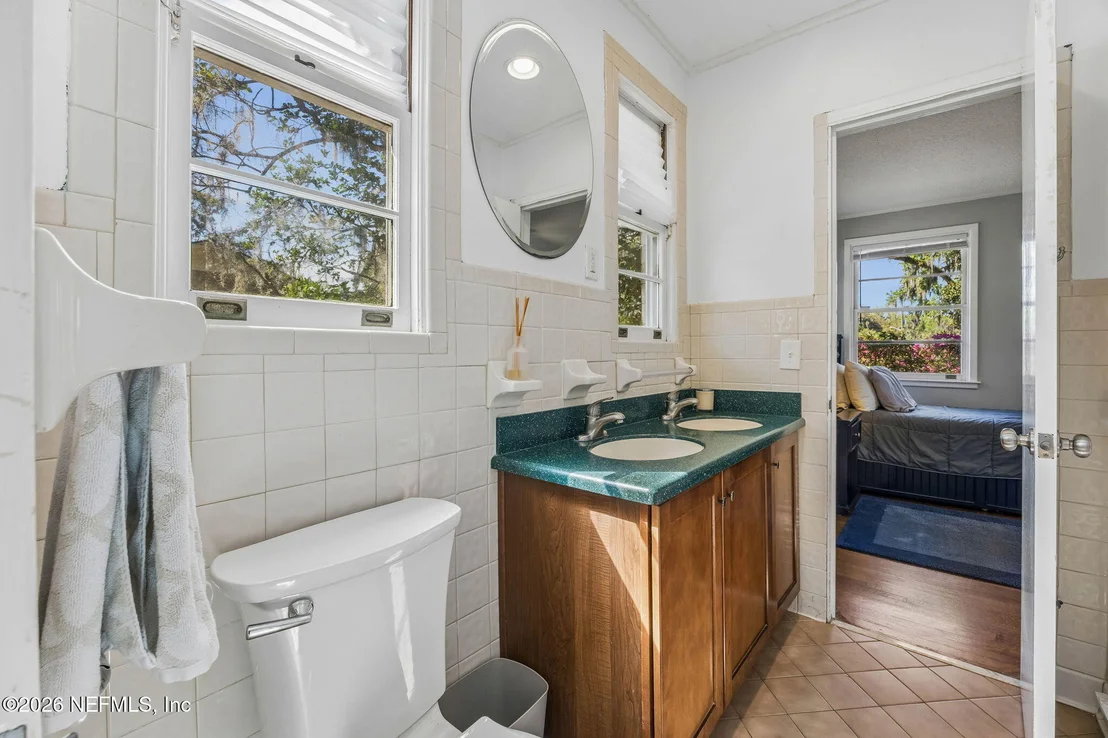 Photo of 4226 FOREST PARK Road