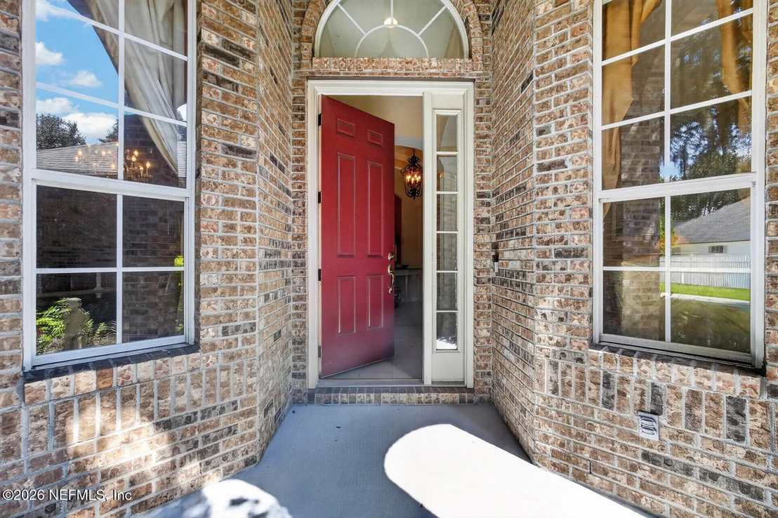 Photo of 832 RILEY Lane