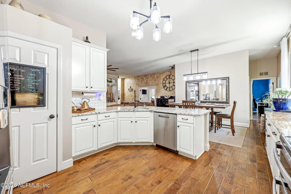 Photo of 185 BARTRAM PARKE Drive
