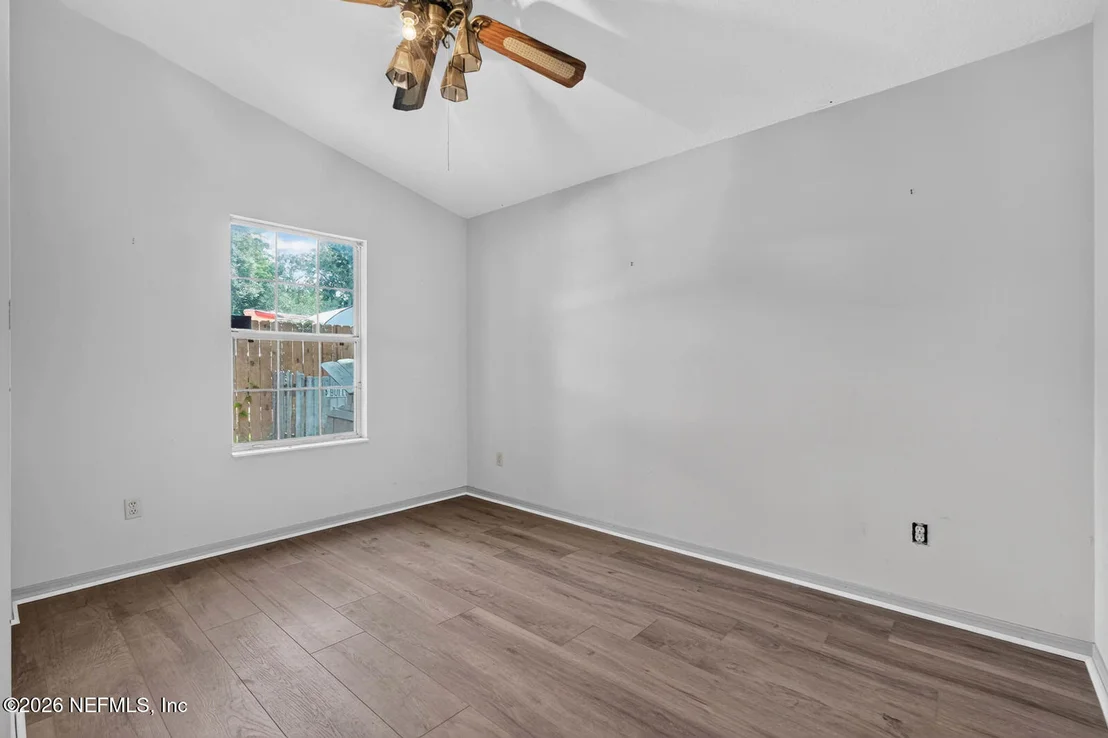 Photo of 108 MOHEGAN Road