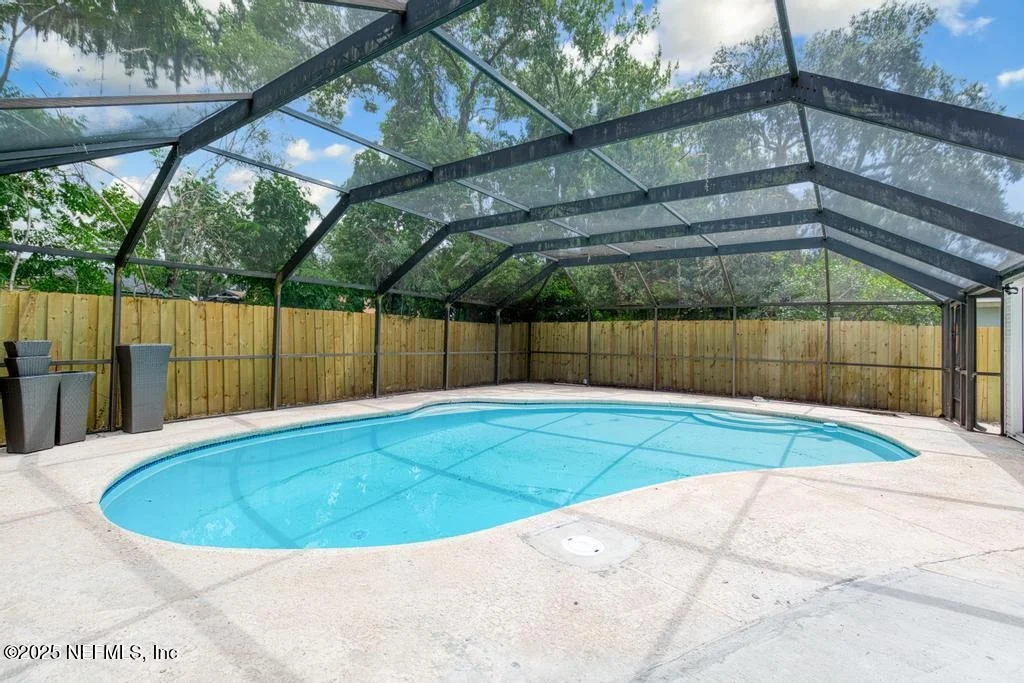 Photo of 1529 FERNDALE Place