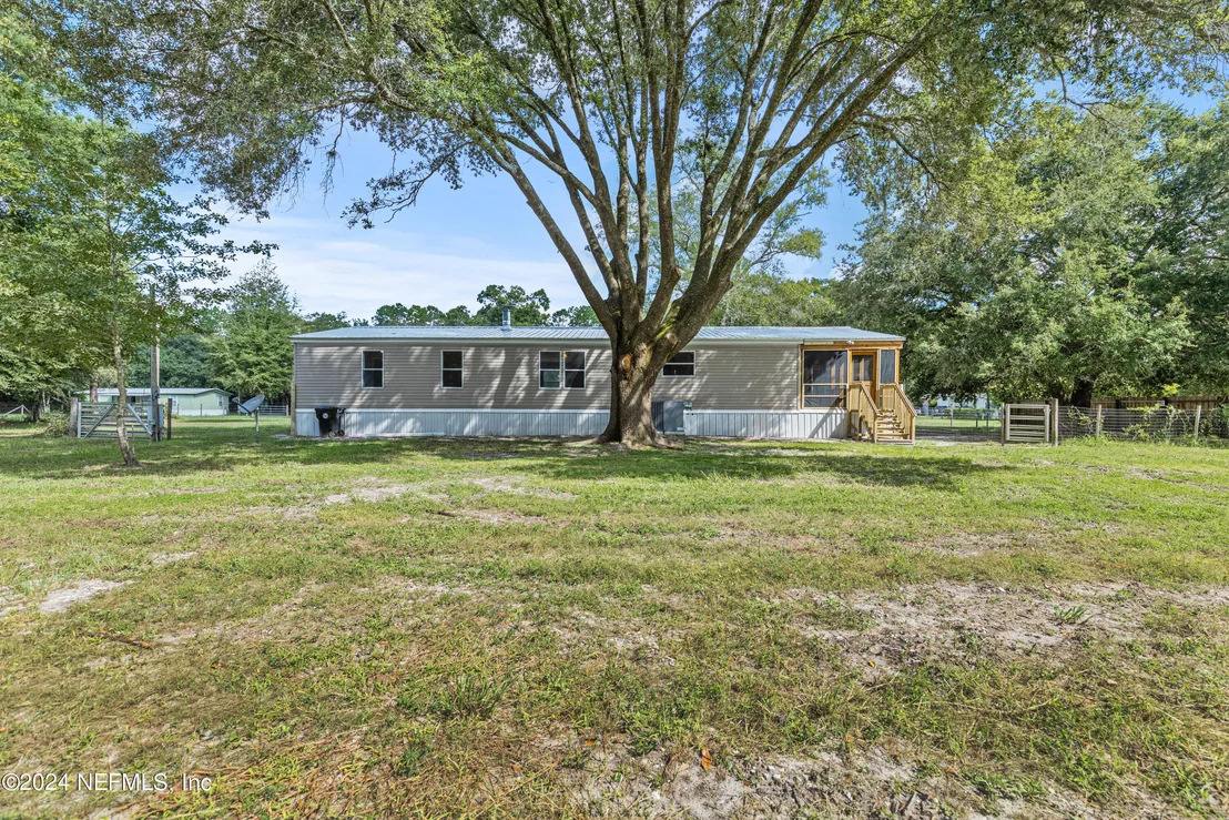 Photo of 3994 SUZANNE Drive