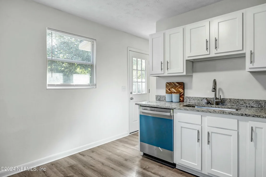 Photo of 6520 PARVIN Drive