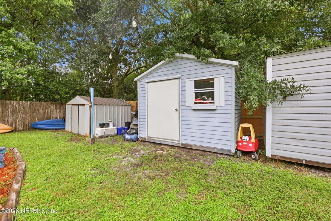 Photo of 1670 ANNE Drive
