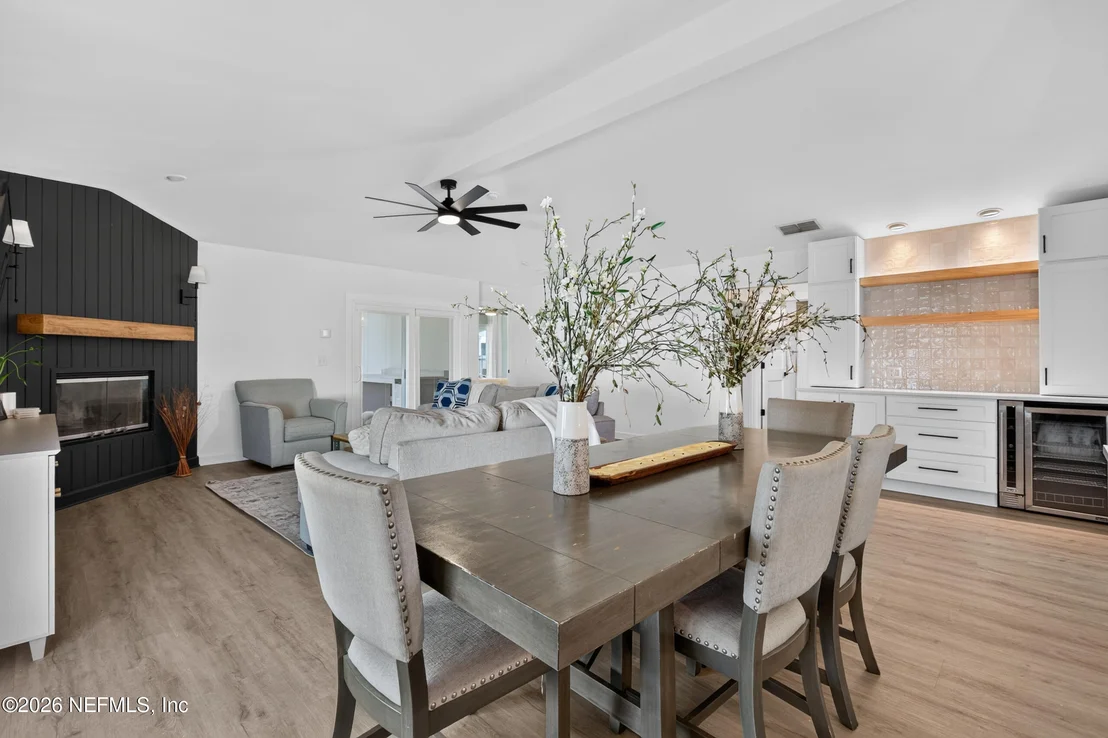 Photo of 12151 SUNCHASE Drive