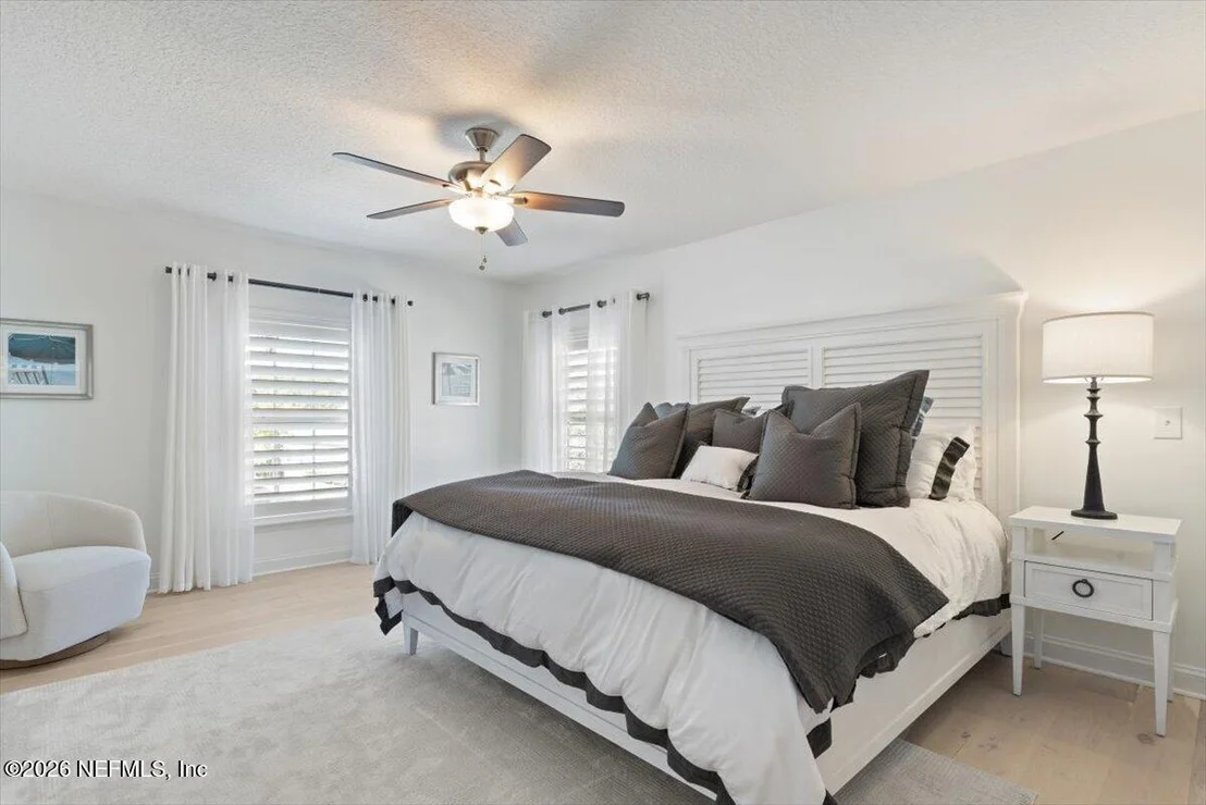 Photo of 844 EAGLE POINT Drive