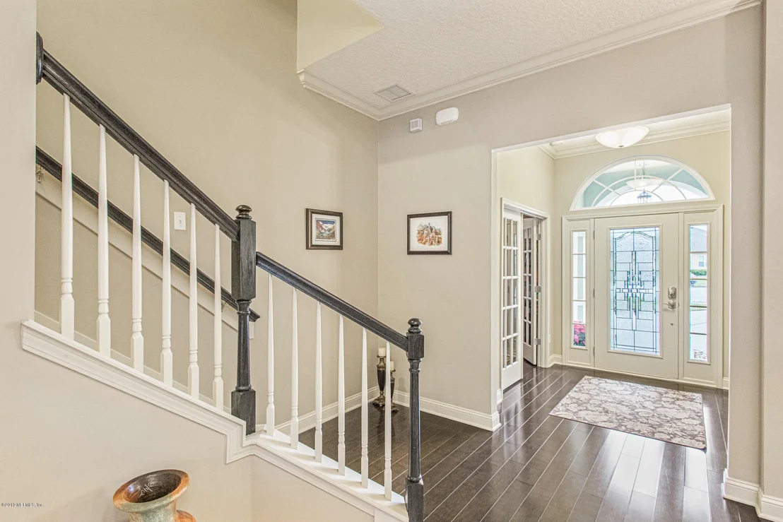 Photo of 428 PAISLEY Place