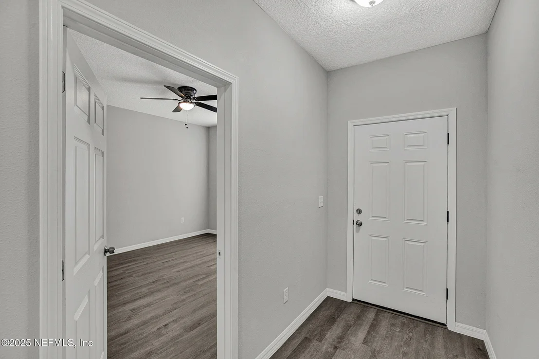 Photo of 6868 CRANE Avenue