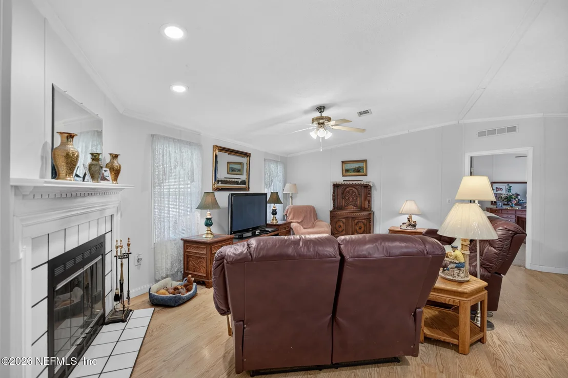 Photo of 102 ALDER Lane